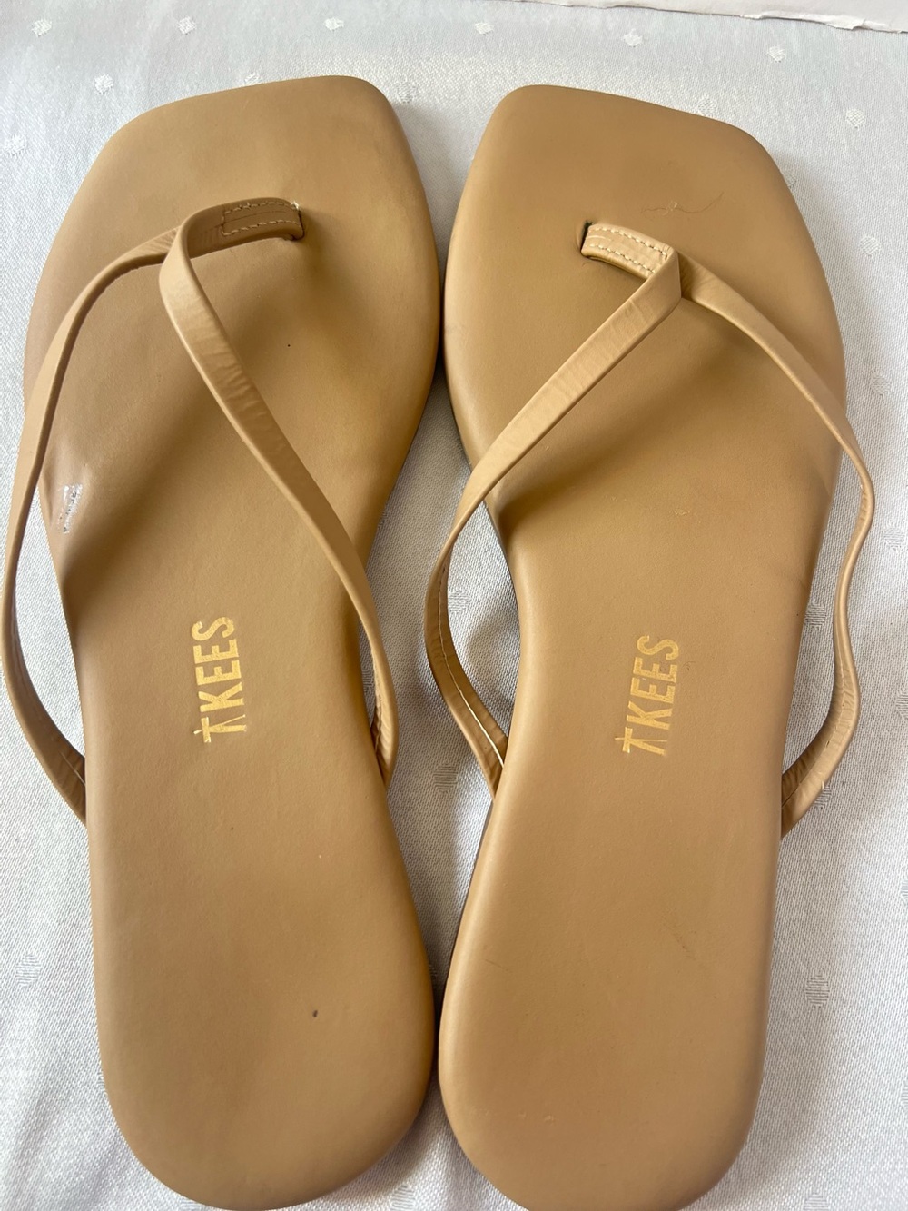 TKEES SANDALS